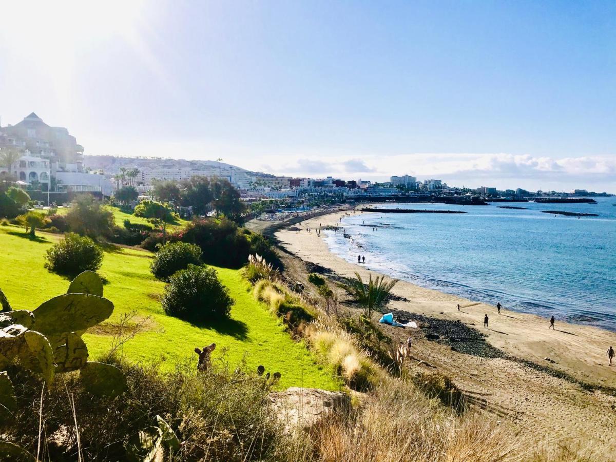 Beautiful Deluxe Apartment Sun And Sea Адехе Екстериор снимка