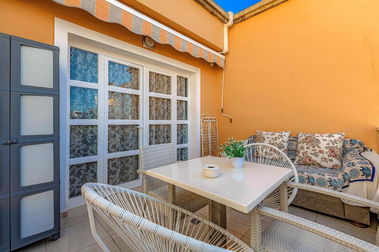 Beautiful Deluxe Apartment Sun And Sea Адехе Екстериор снимка